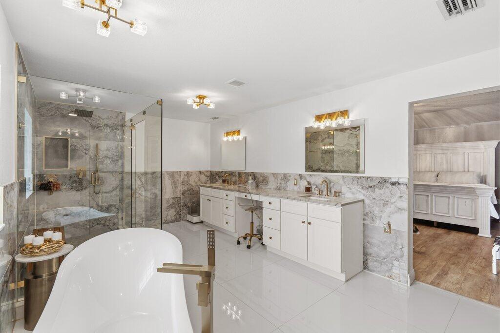 PORT ST LUCIE SECTION 46 1ST REPLAT - Residential