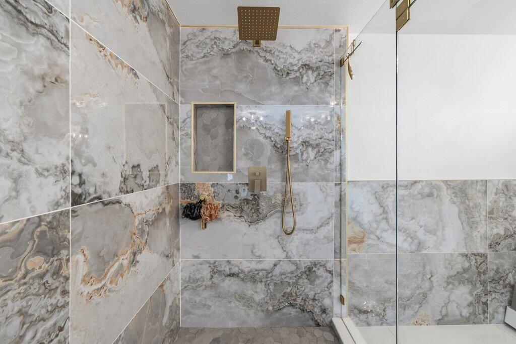 PORT ST LUCIE SECTION 46 1ST REPLAT - Residential