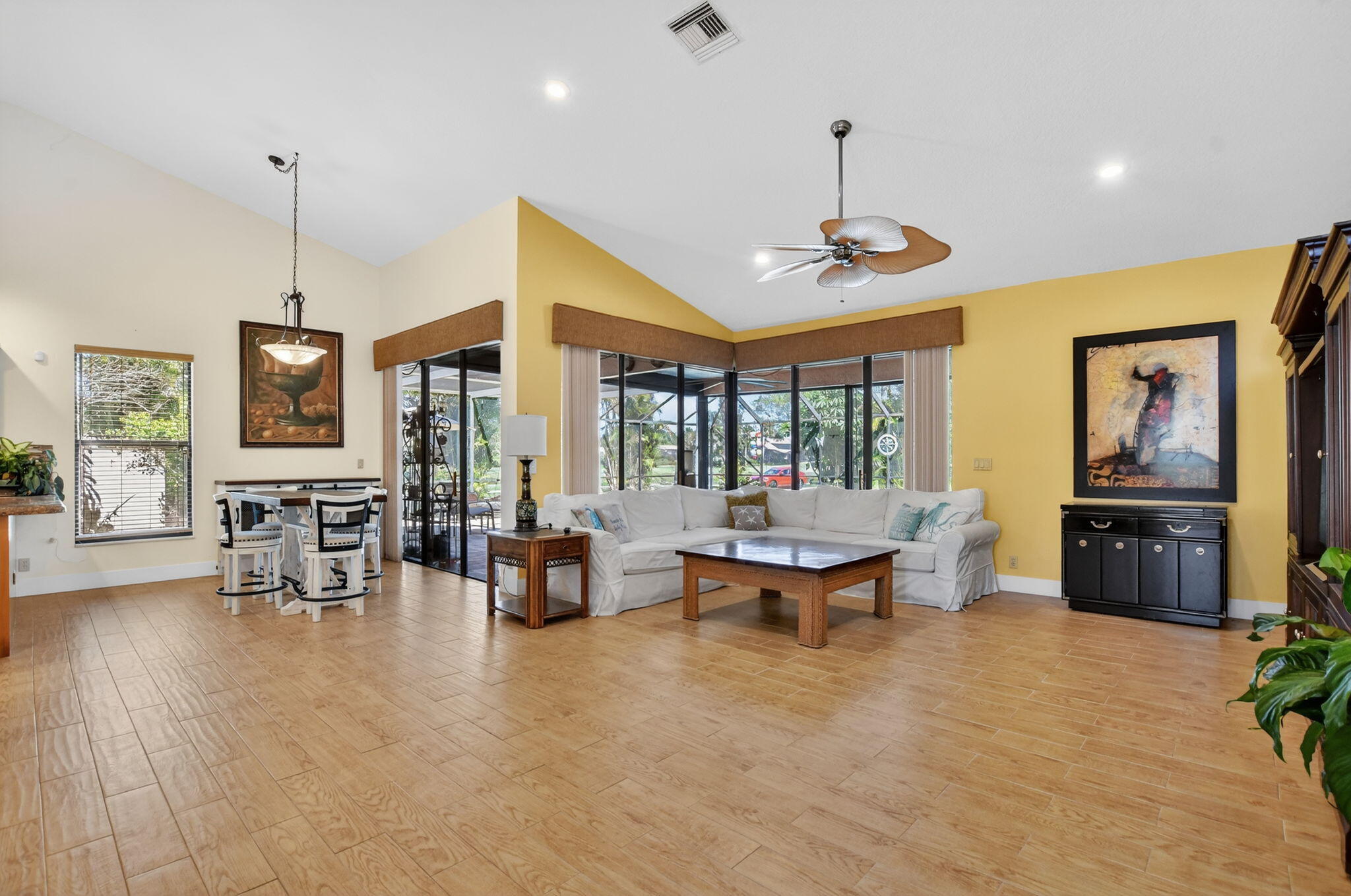 BOCA GREENS 9 - Residential