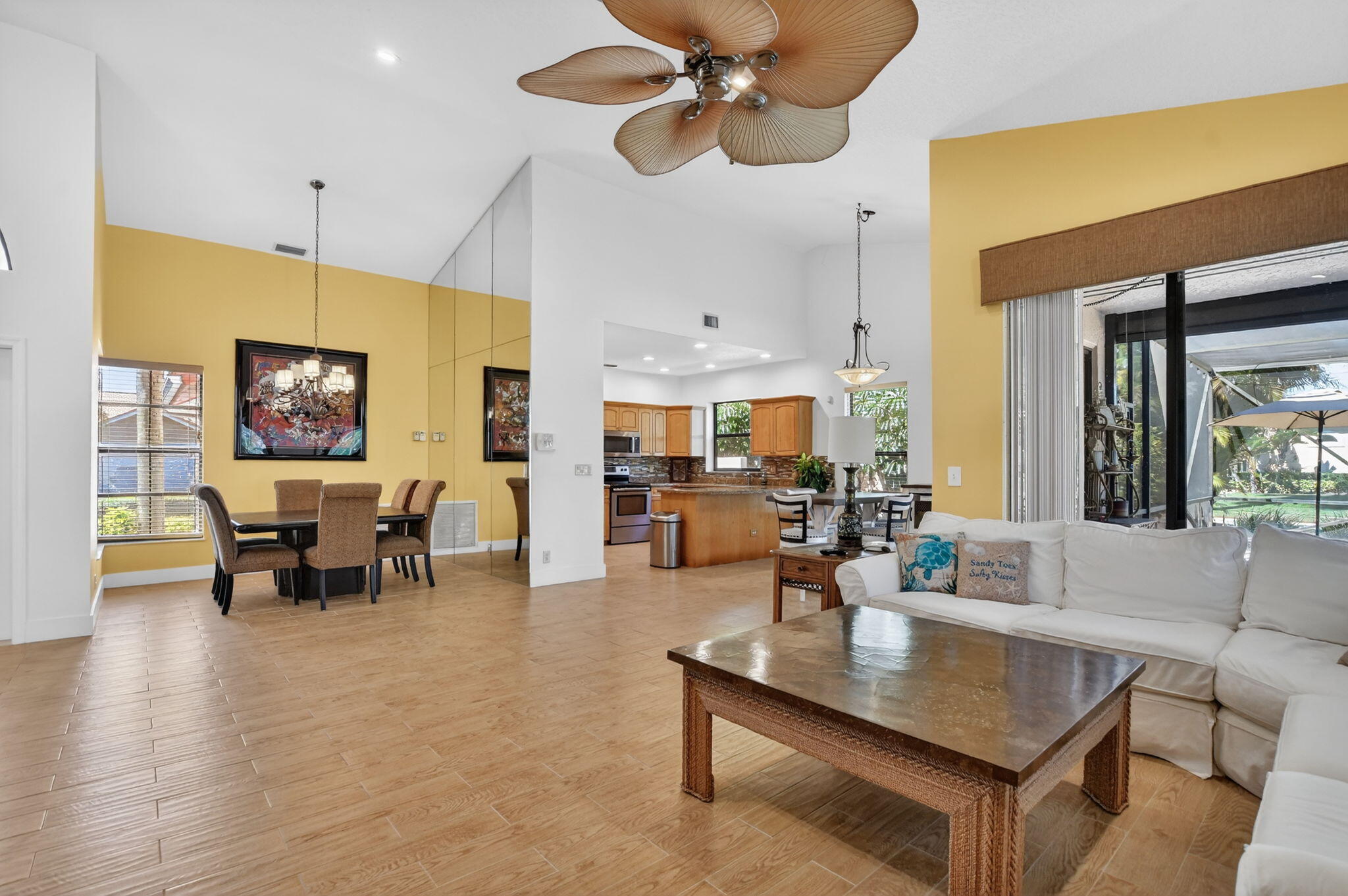 BOCA GREENS 9 - Residential