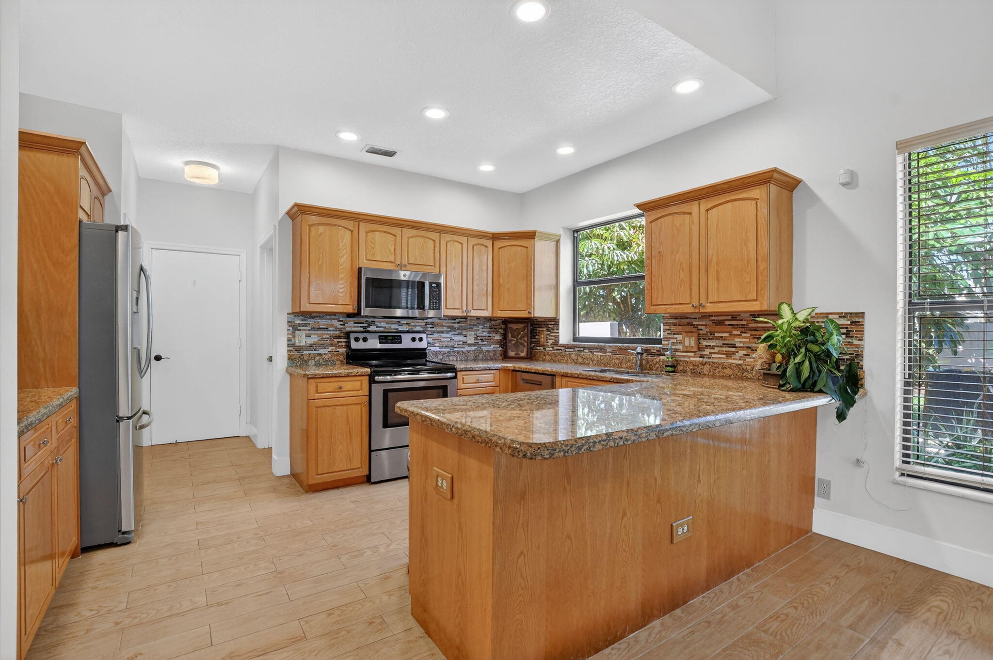 BOCA GREENS 9 - Residential