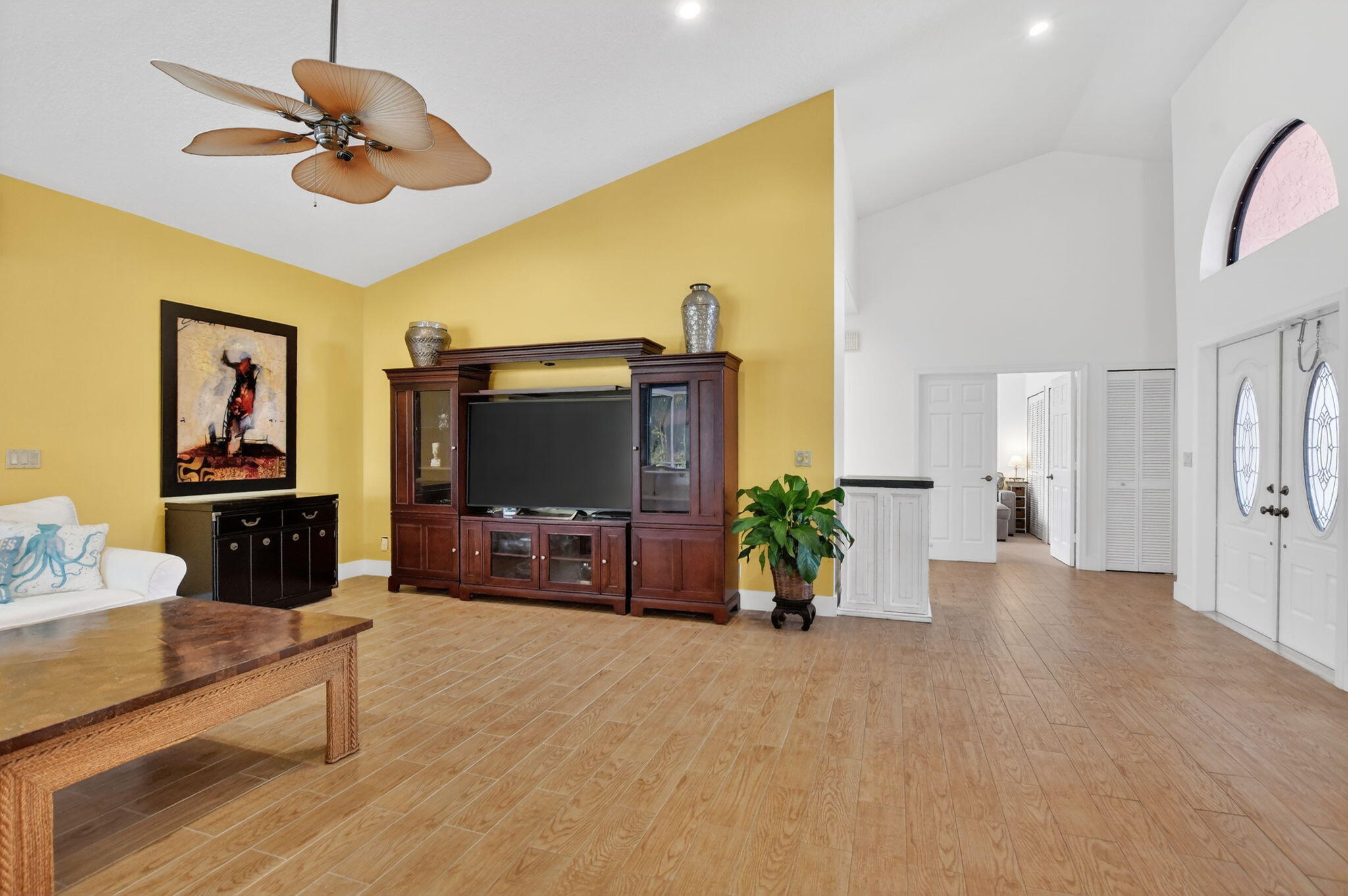 BOCA GREENS 9 - Residential