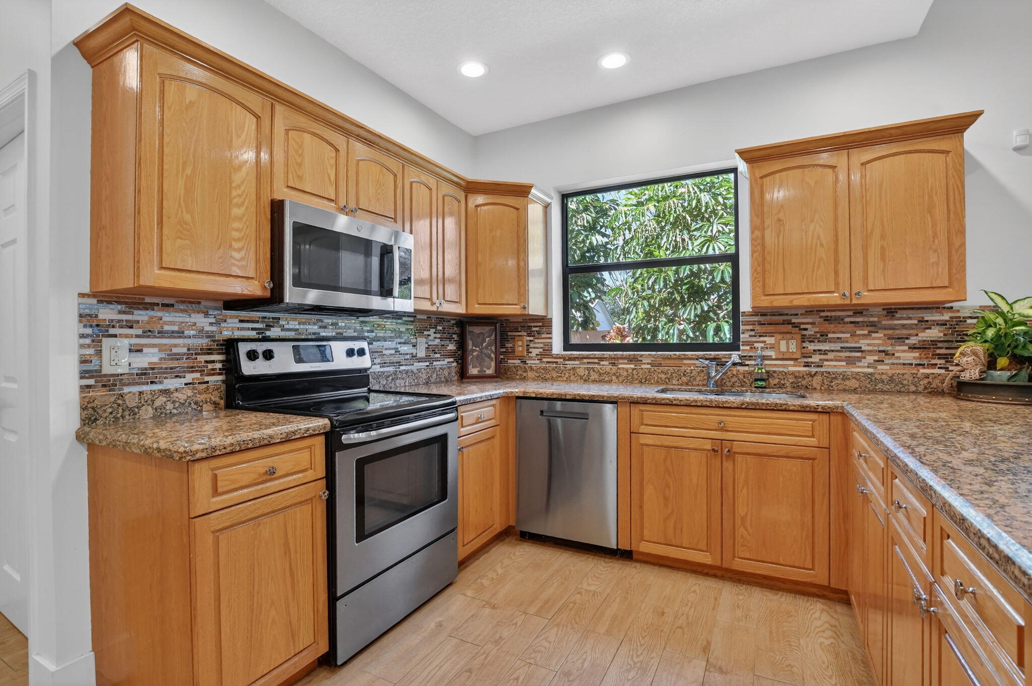 BOCA GREENS 9 - Residential