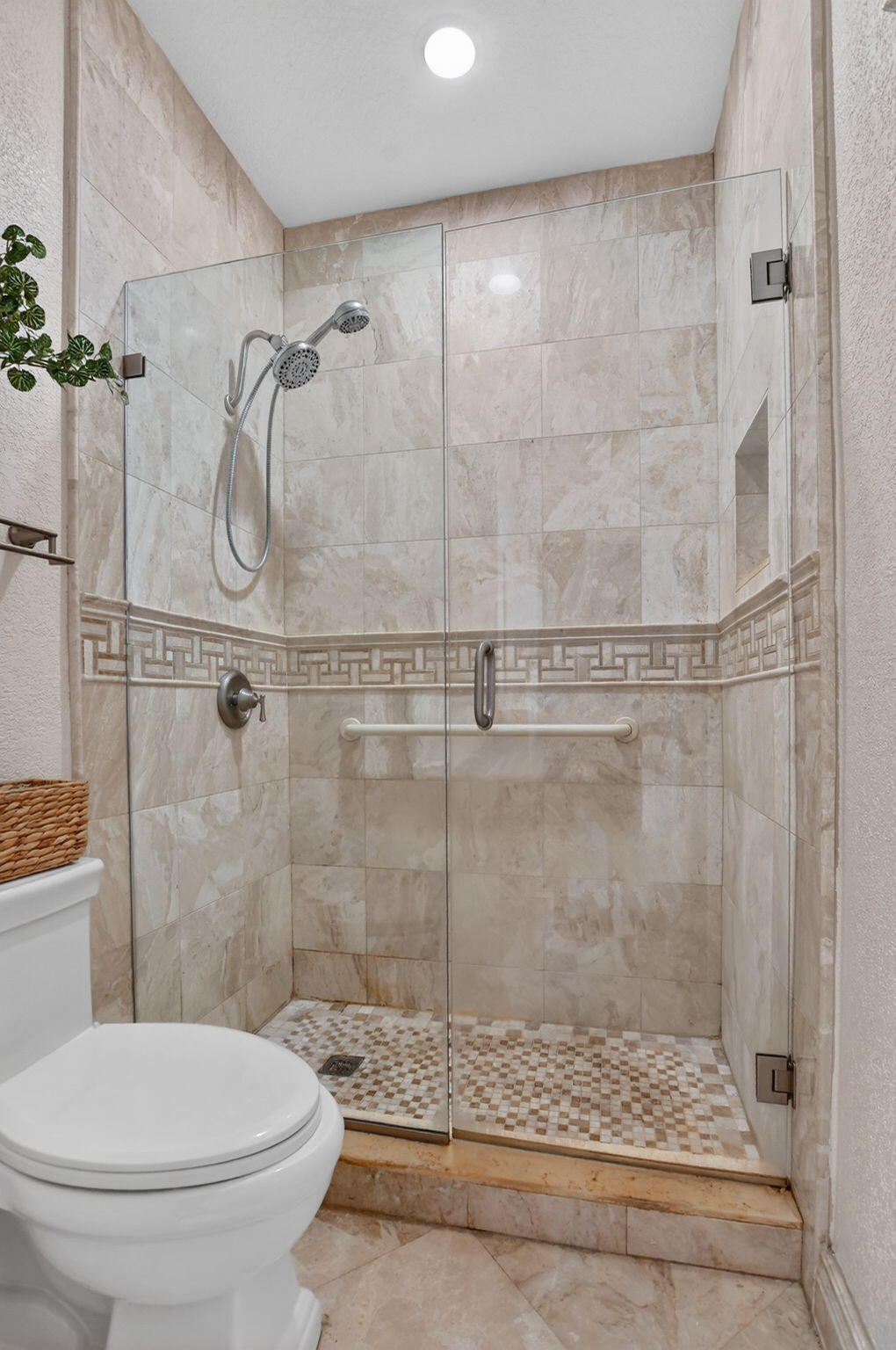 BOCA GREENS 9 - Residential