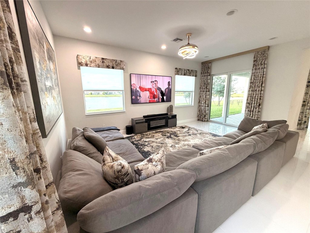 Orchards/Westlake Ph I - Residential Lease