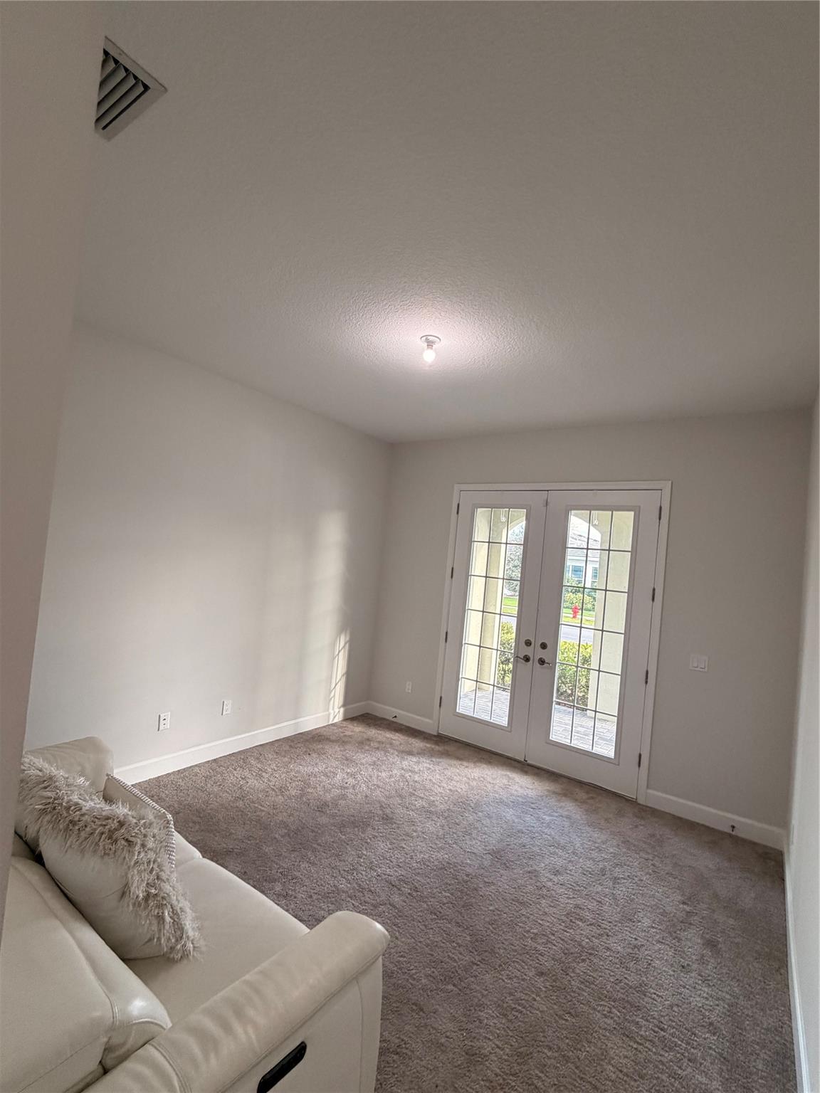 Orchards/Westlake Ph I - Residential Lease