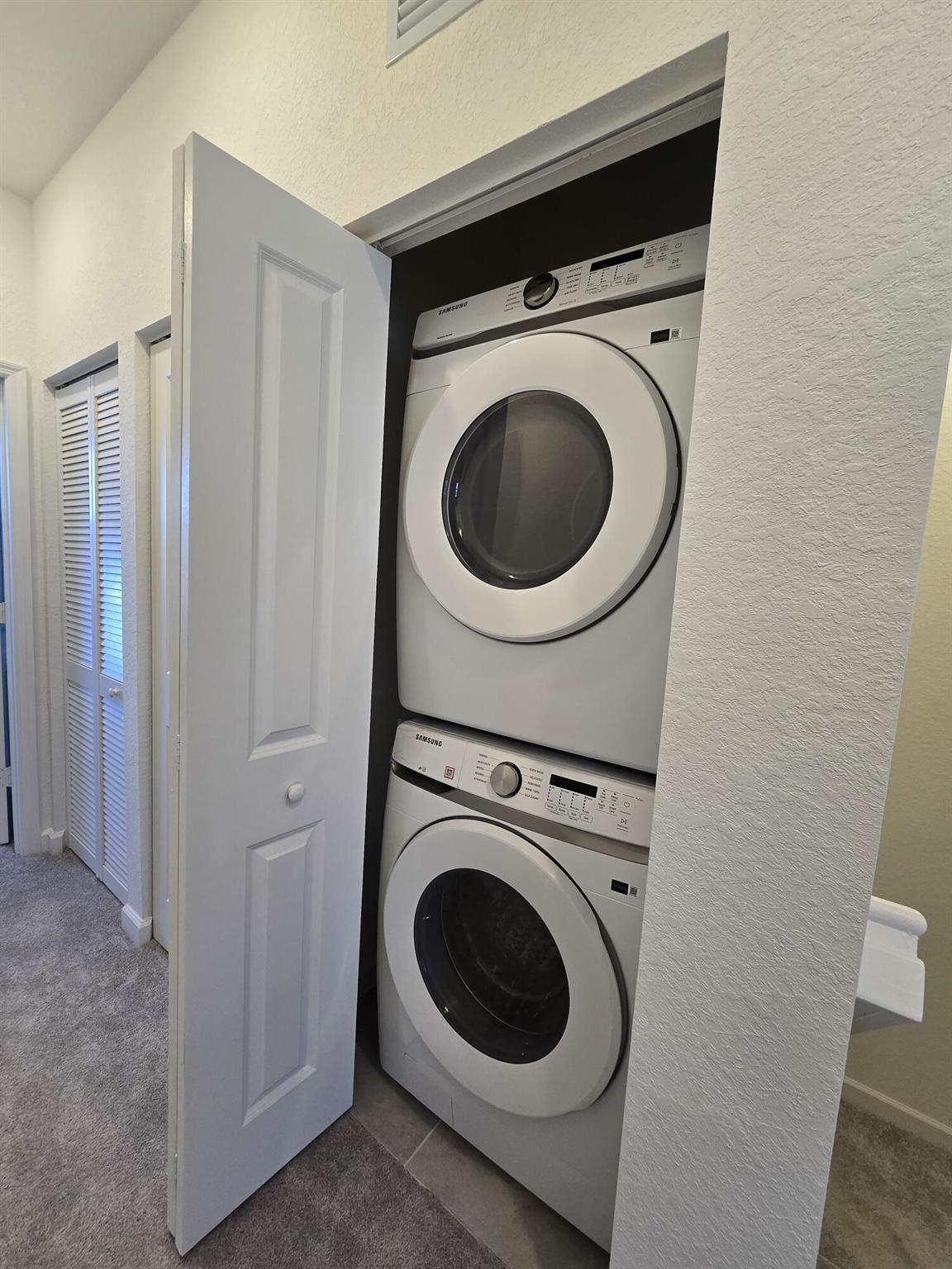 LOT 6 BLK 42 - Residential Lease