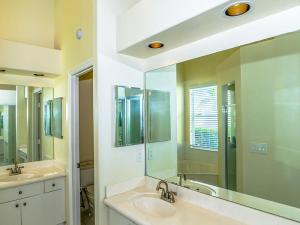 WINSTON TRAILS/ LAS COLIN - Residential