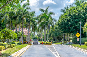 WINSTON TRAILS/ LAS COLIN - Residential