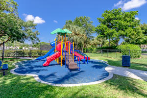 WINSTON TRAILS/ LAS COLIN - Residential