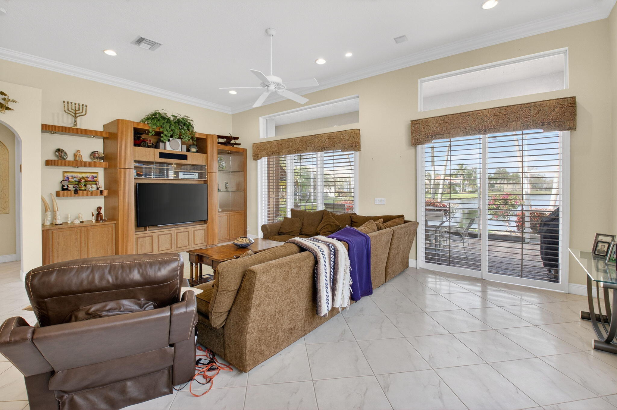 MIZNER FALLS - Residential