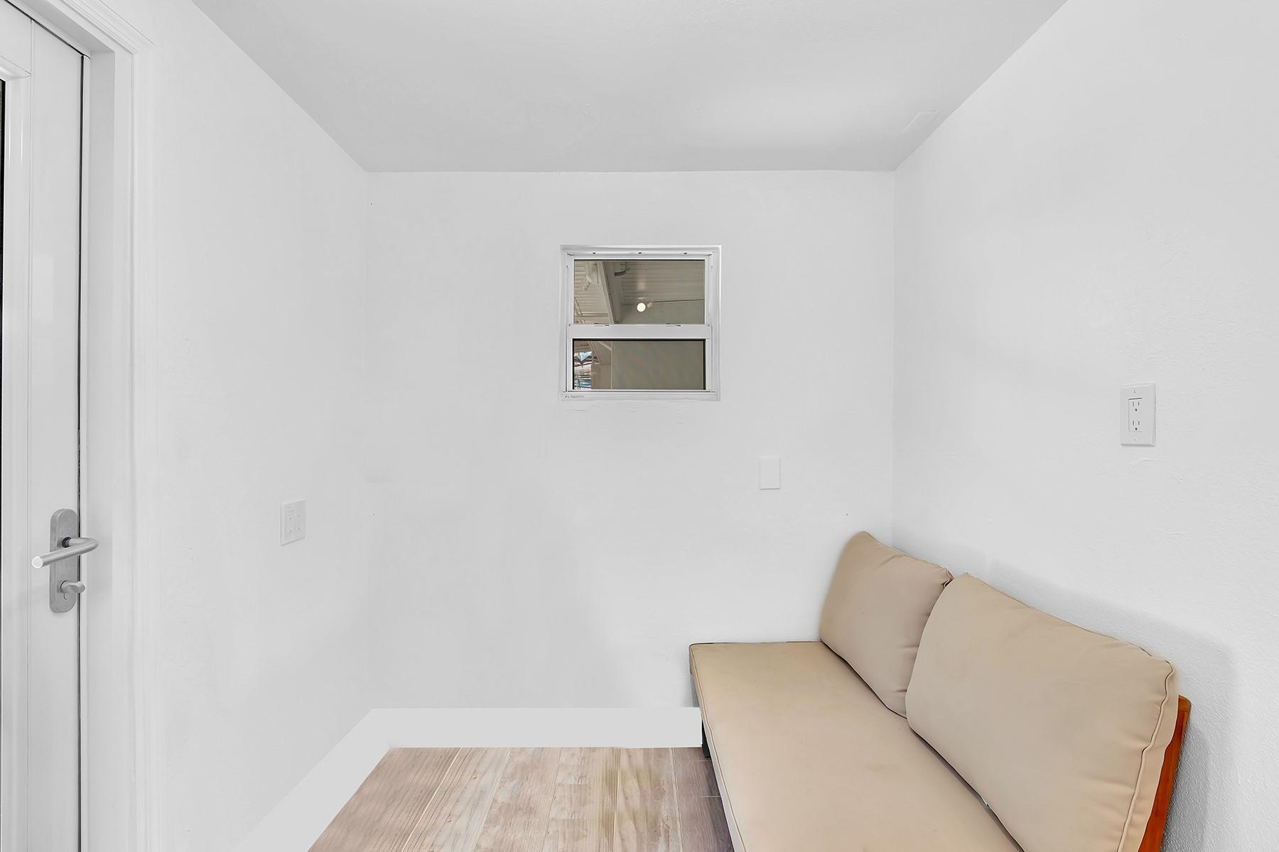 Oakland Park Second Add 2 - Residential