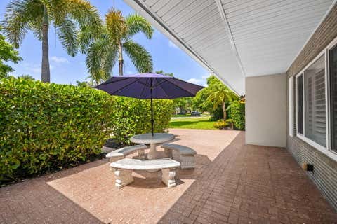 Tiny photo for 6131 SW 8th Street, Plantation, FL 33317 (MLS # B26051729)