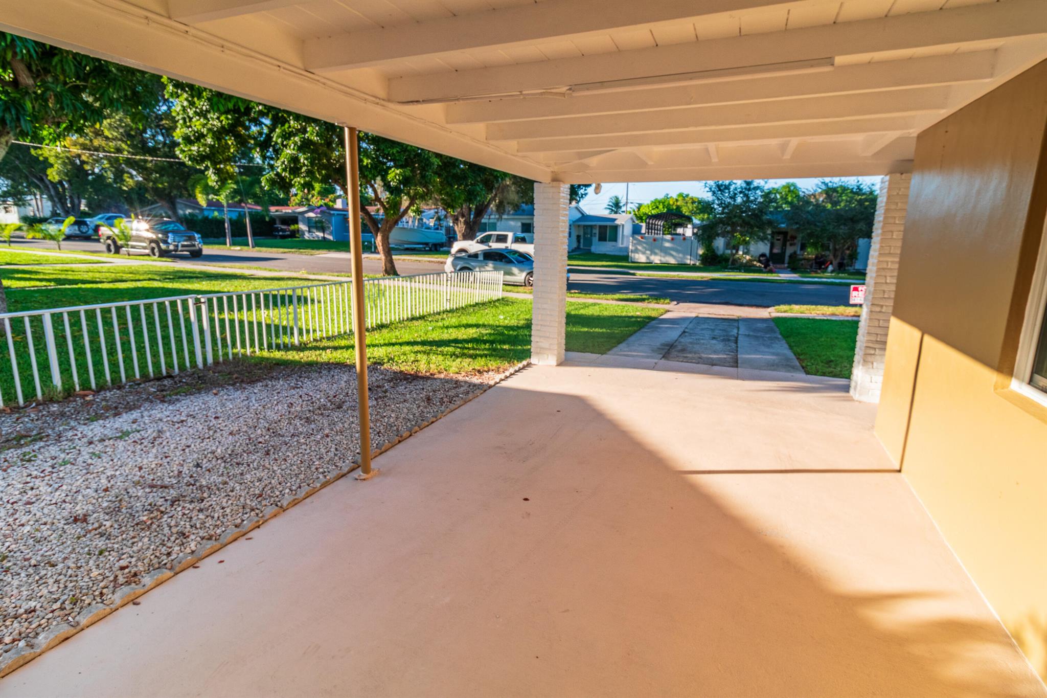 MORNINGSIDE PARK - Residential Lease