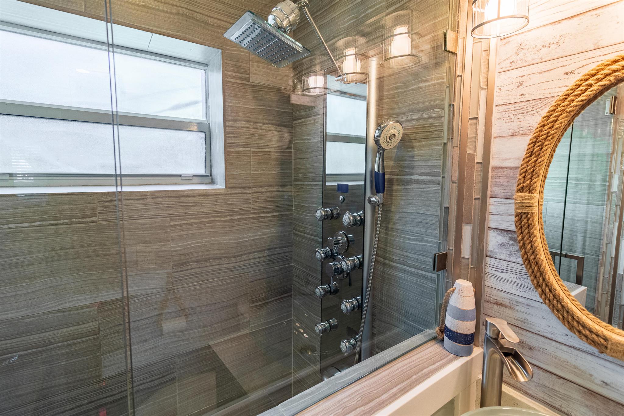 MORNINGSIDE PARK - Residential Lease