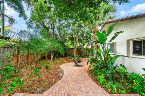 Tiny photo for 17734 Pine Needle Terrace, Boca Raton, FL 33487 (MLS # B26036118)