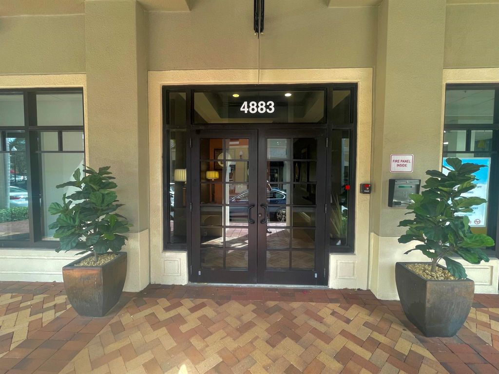 Photo of 4883 Pga Boulevard #301, Palm Beach Gardens, FL 33418 (MLS # R10960124)