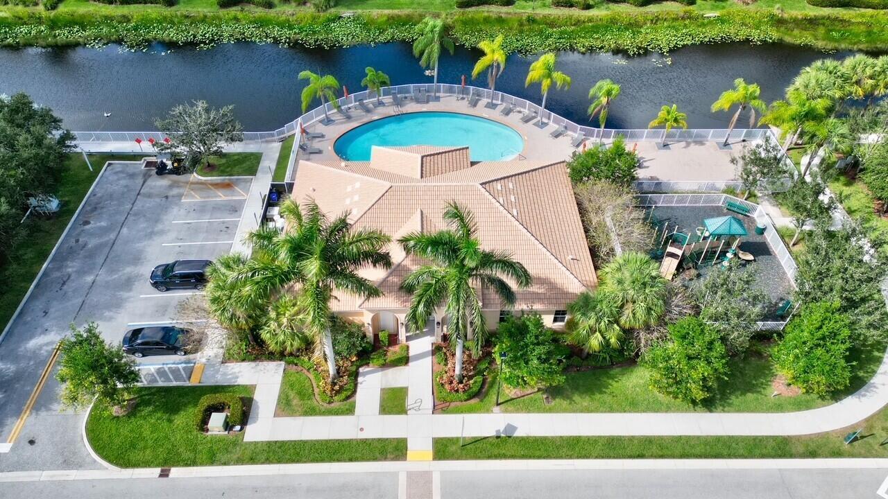 COLONY RESERVE AT LAKE WORTH - Residential Lease