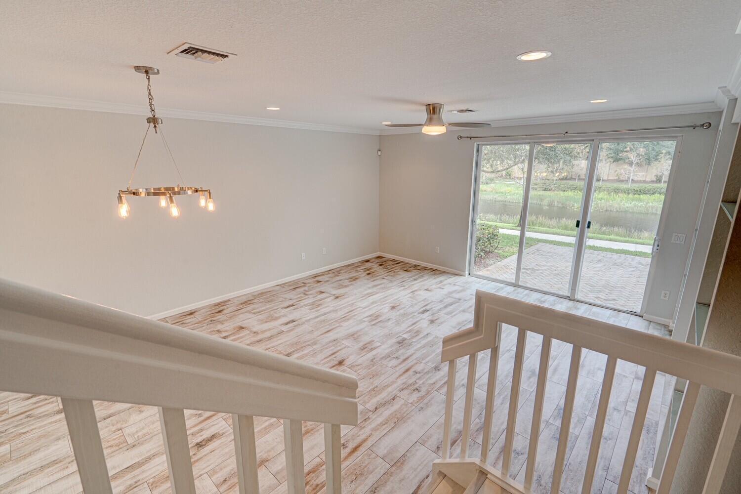 COLONY RESERVE AT LAKE WORTH - Residential Lease