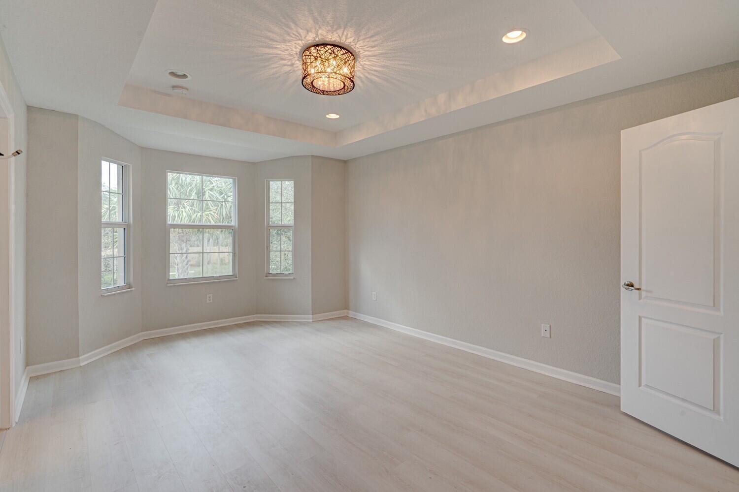 COLONY RESERVE AT LAKE WORTH - Residential Lease