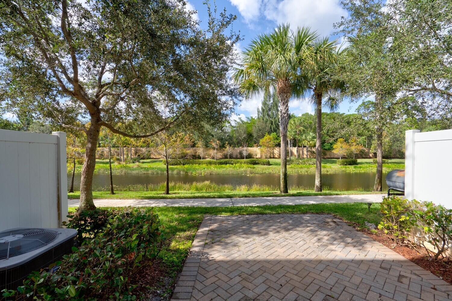 COLONY RESERVE AT LAKE WORTH - Residential Lease