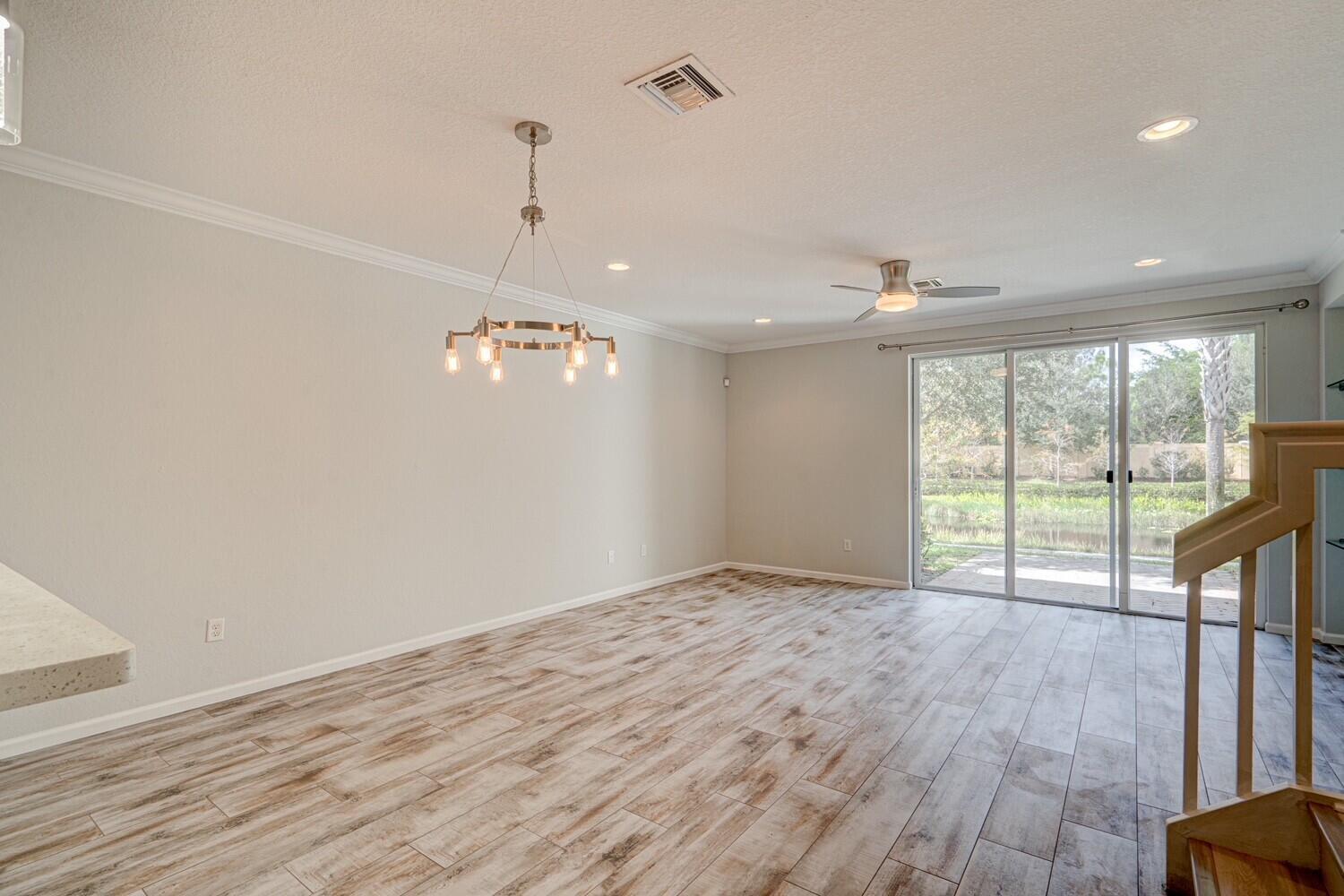 COLONY RESERVE AT LAKE WORTH - Residential Lease