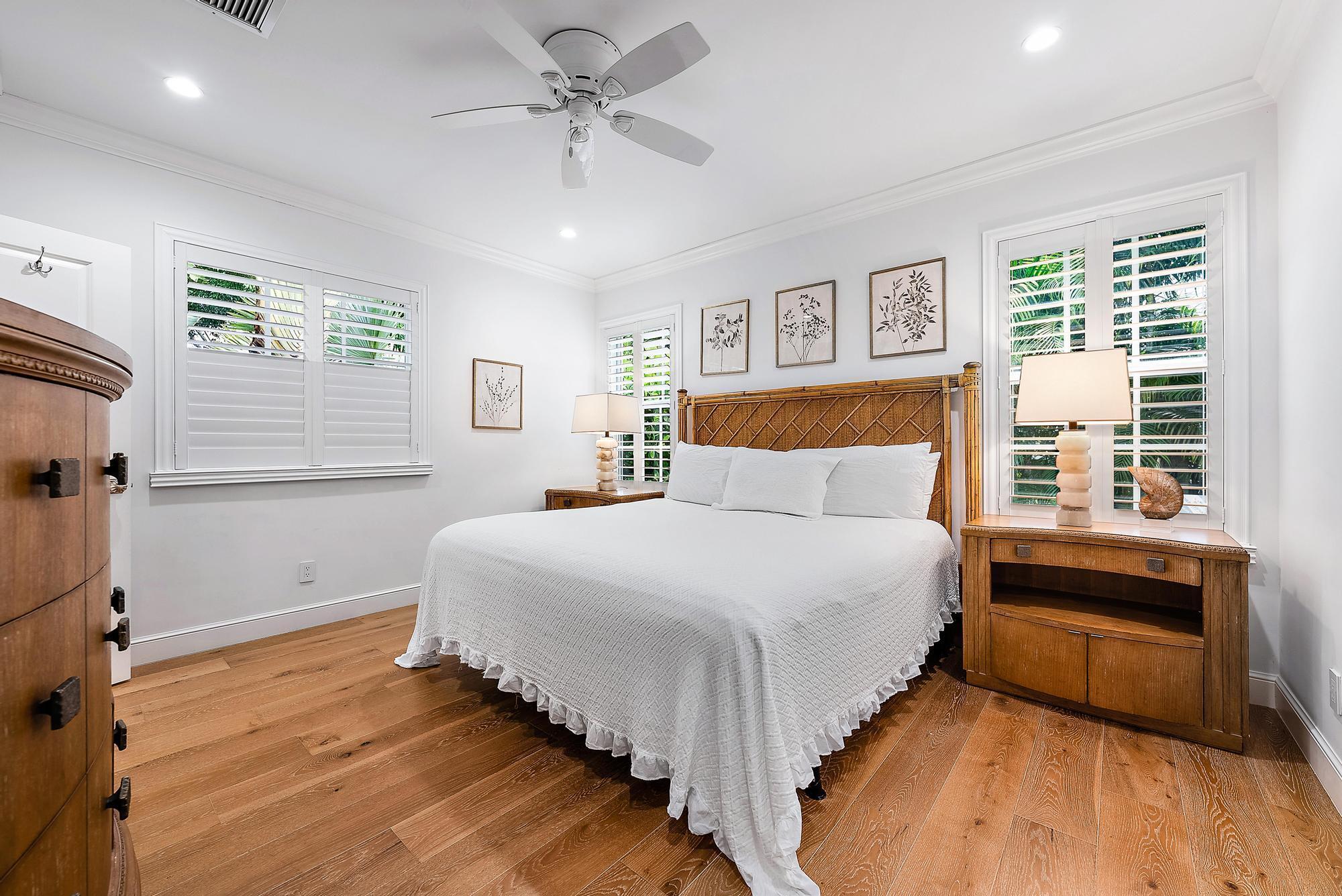 ESSEX LANE IN - Residential