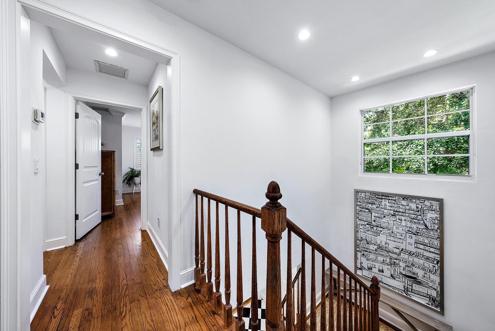 ESSEX LANE IN - Residential