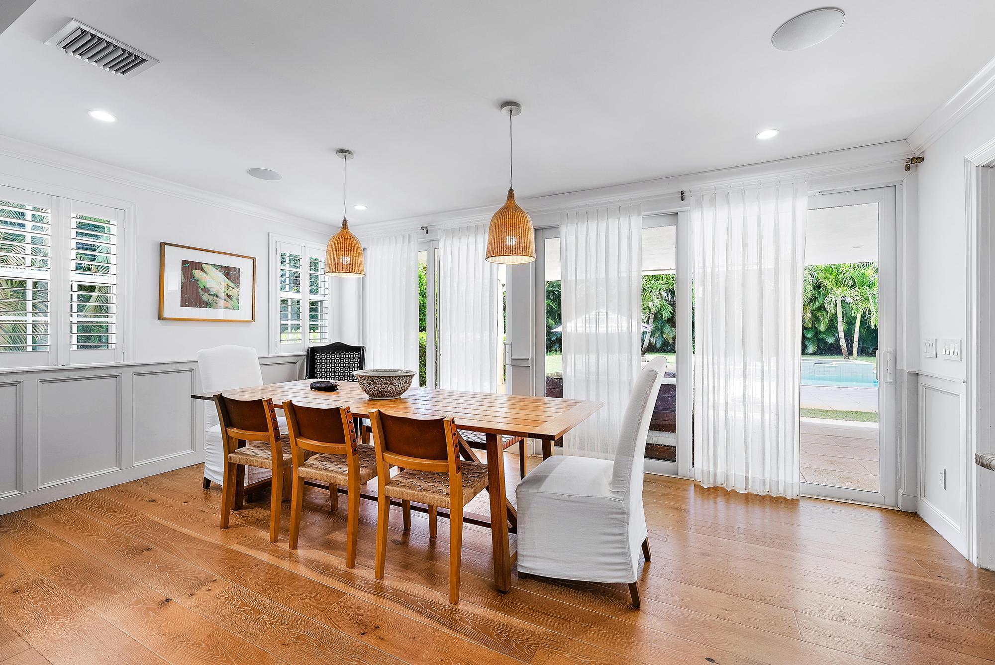 ESSEX LANE IN - Residential