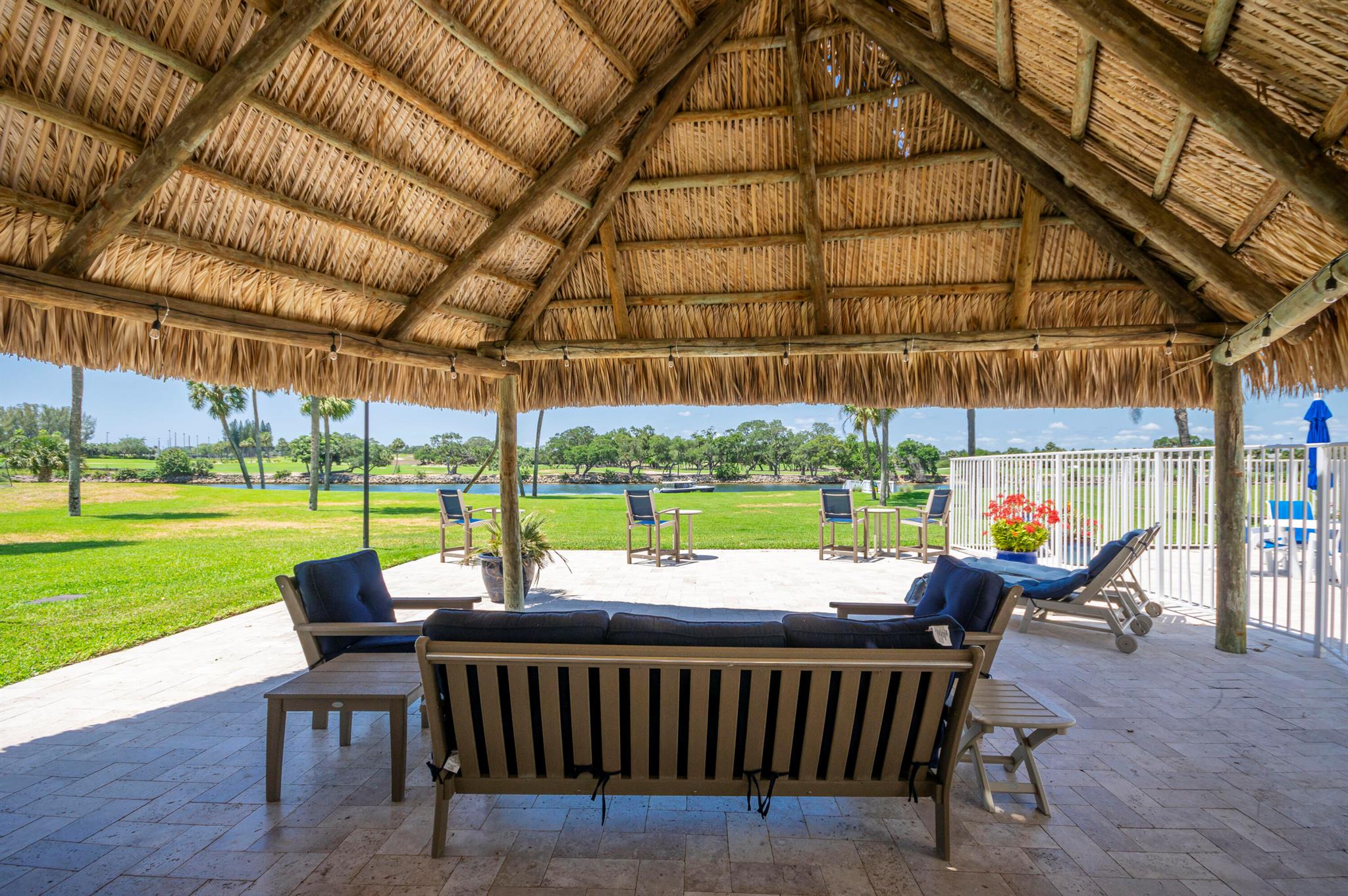 Gemini Condo - Residential