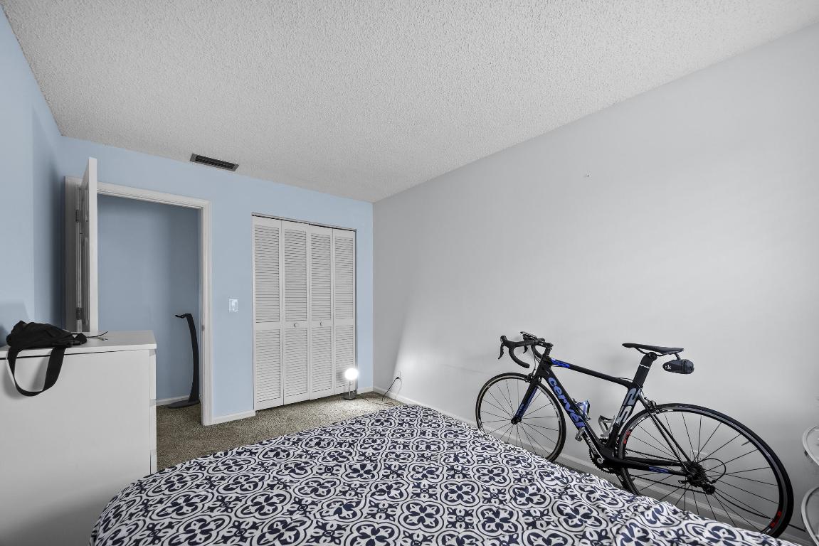 WOODBRIDGE LAKES - Residential