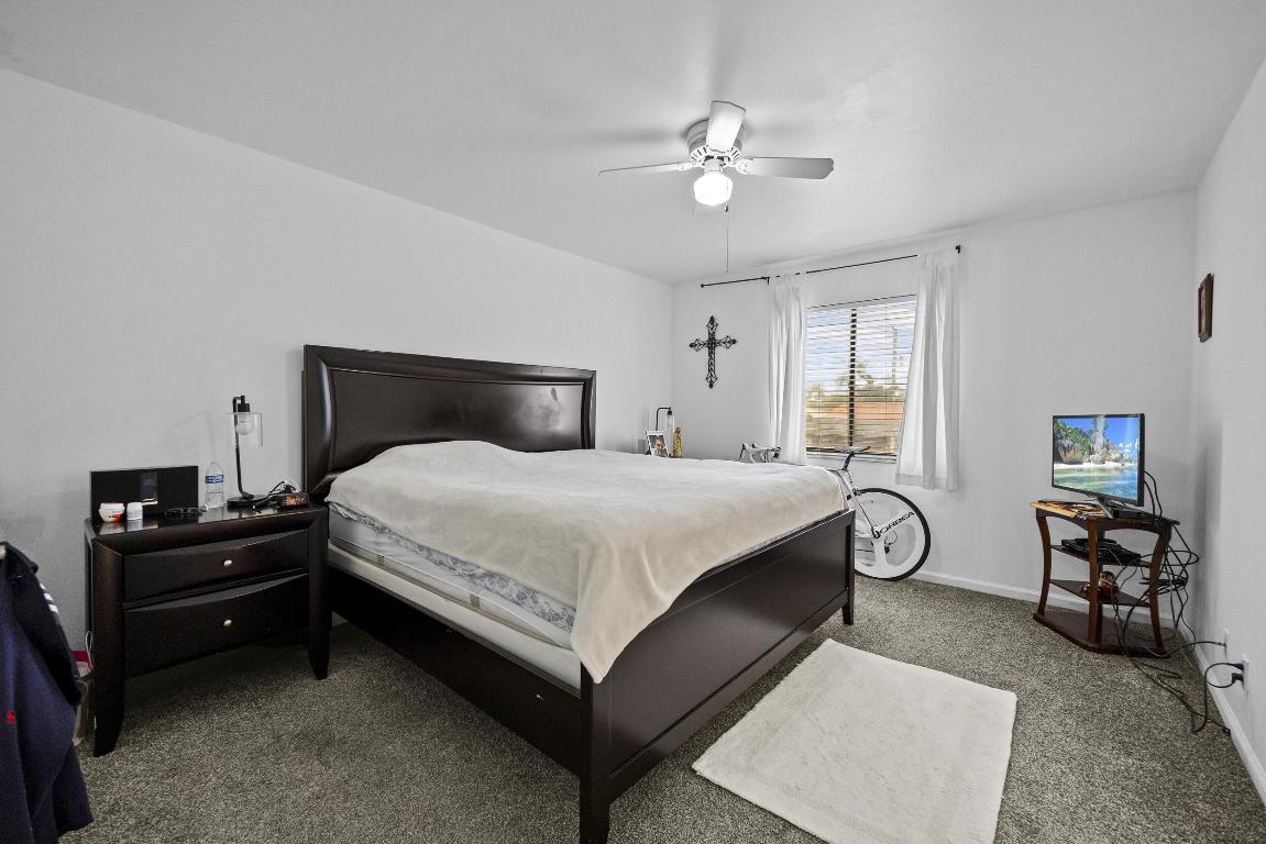 WOODBRIDGE LAKES - Residential