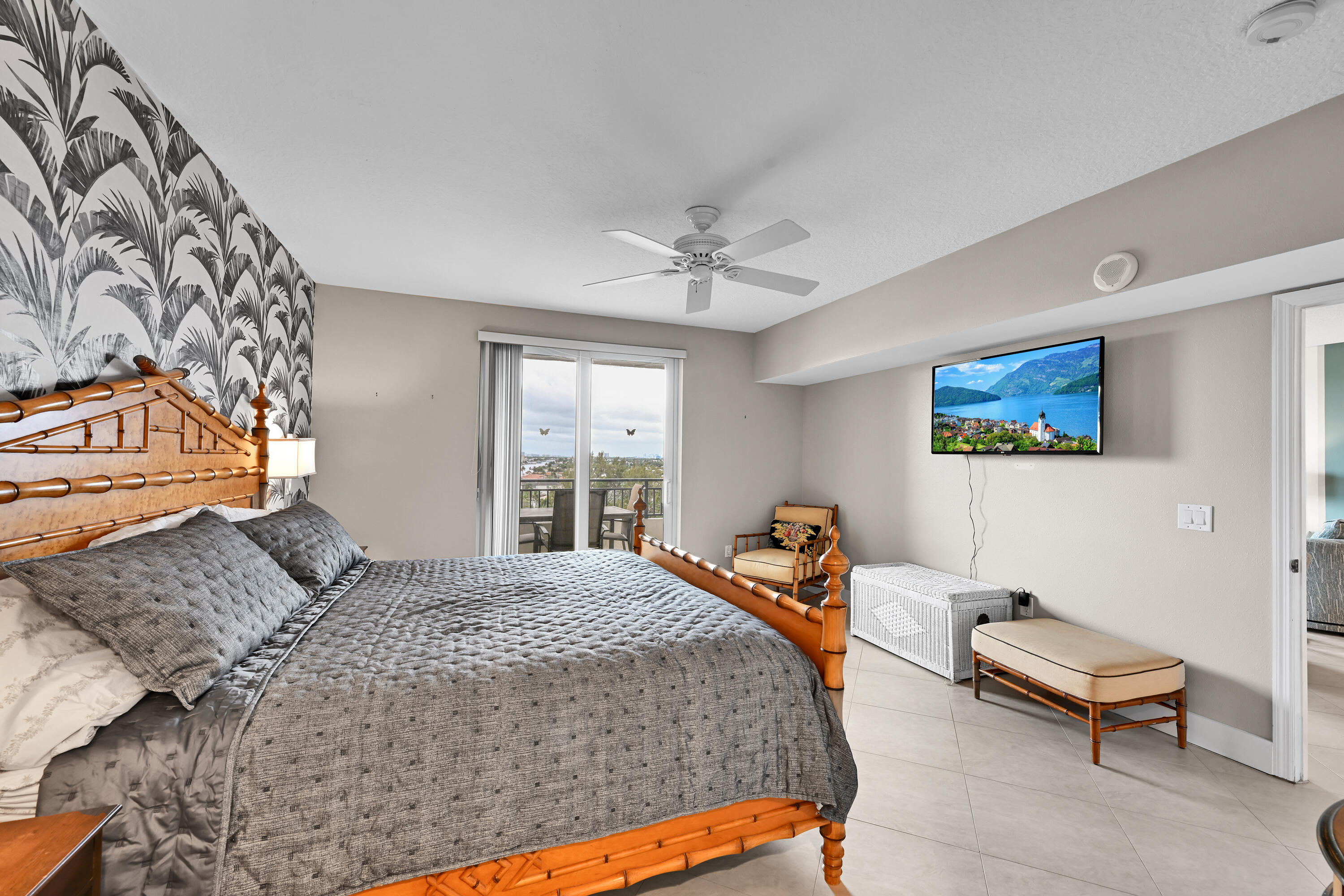 POINTE @ POMPANO BEACH CONDO - Residential