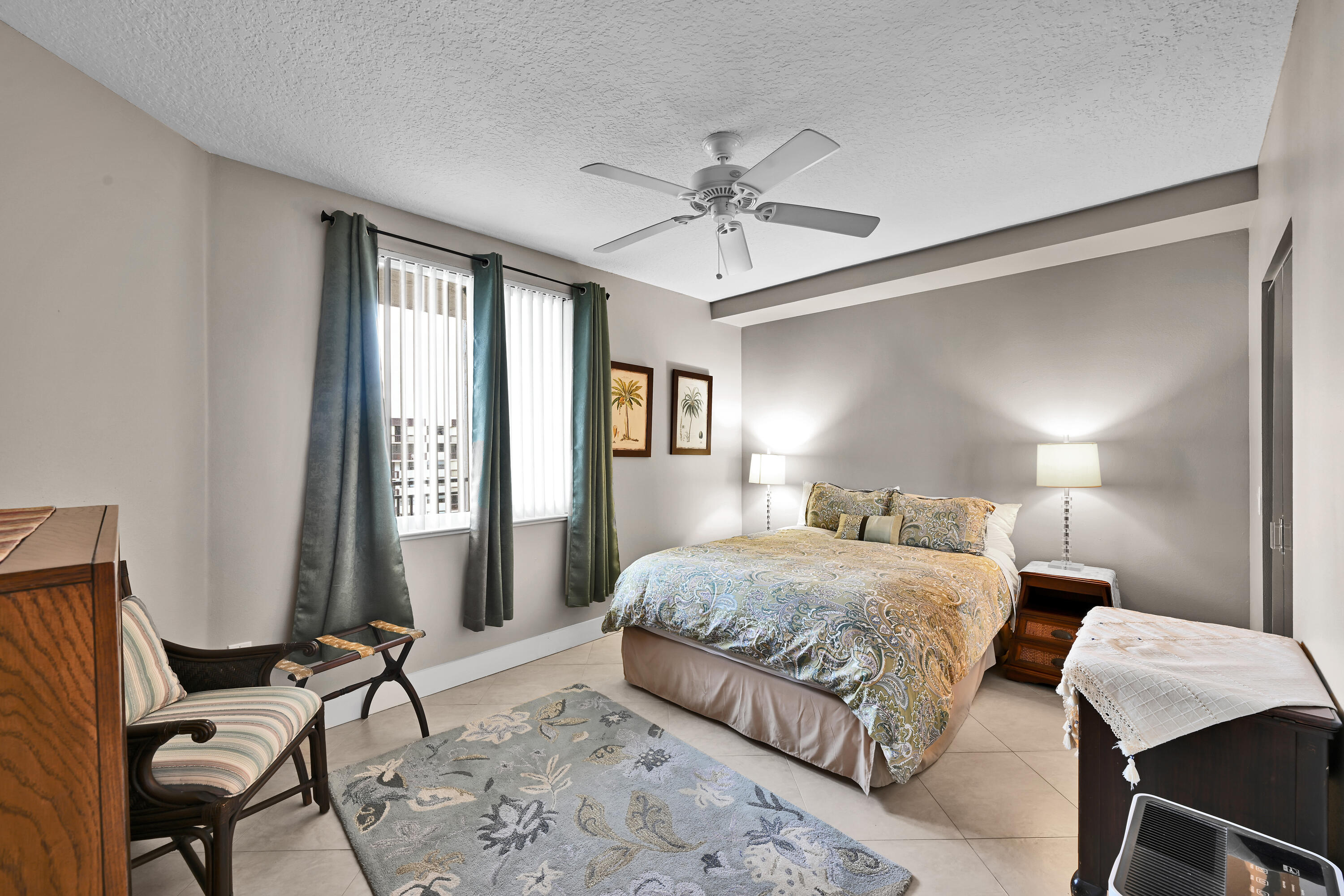 POINTE @ POMPANO BEACH CONDO - Residential