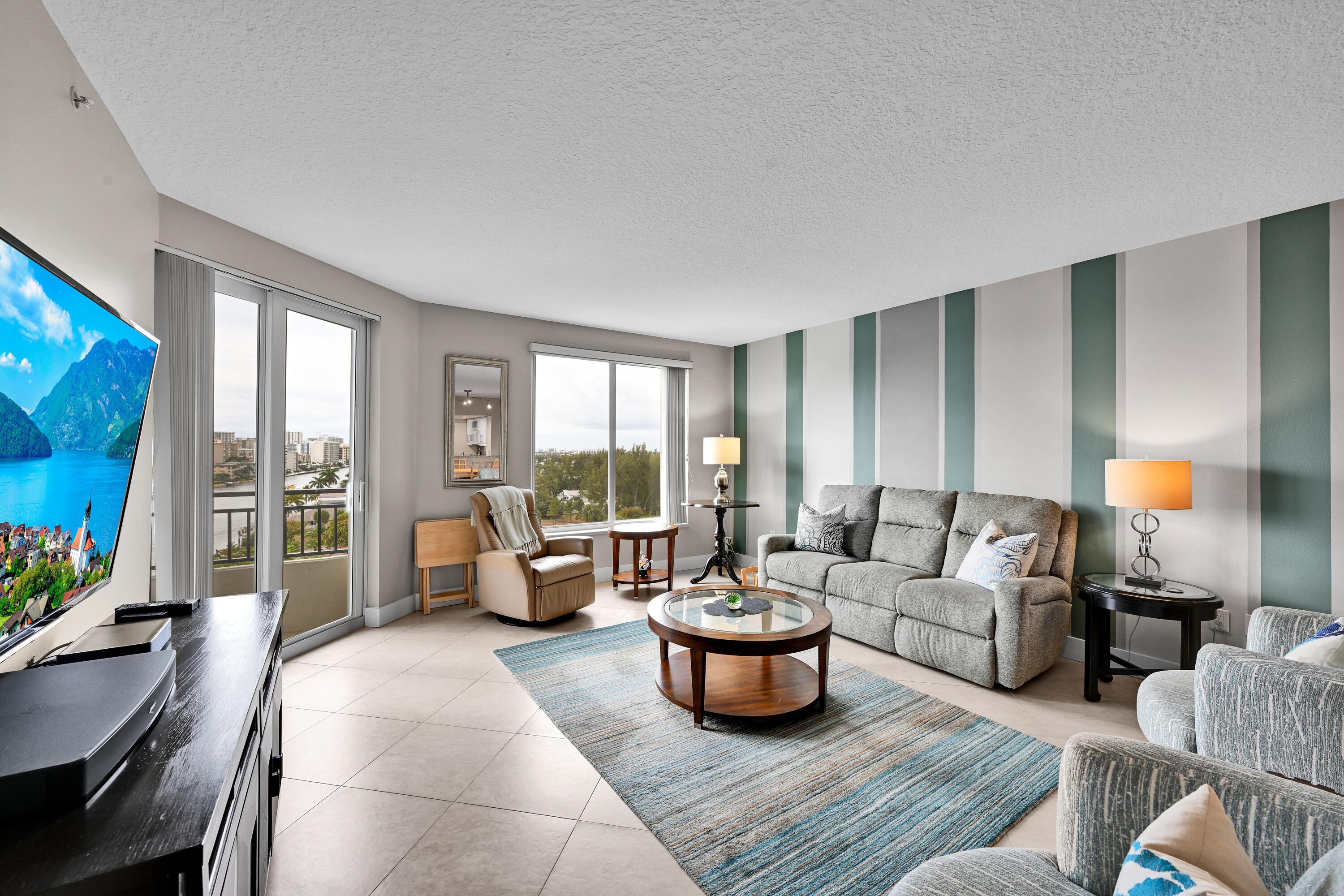 POINTE @ POMPANO BEACH CONDO - Residential
