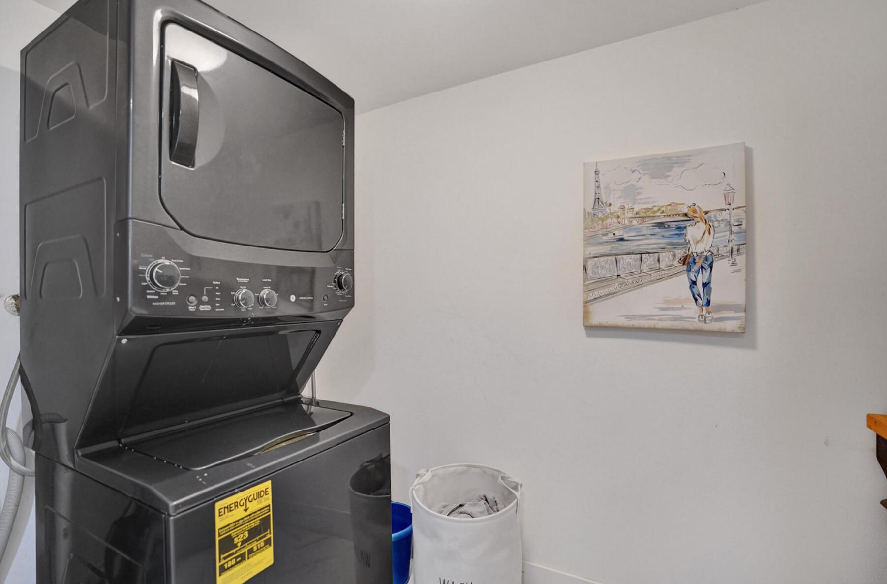 APPLEWOOD VILLAGE II-F CONDO - Residential