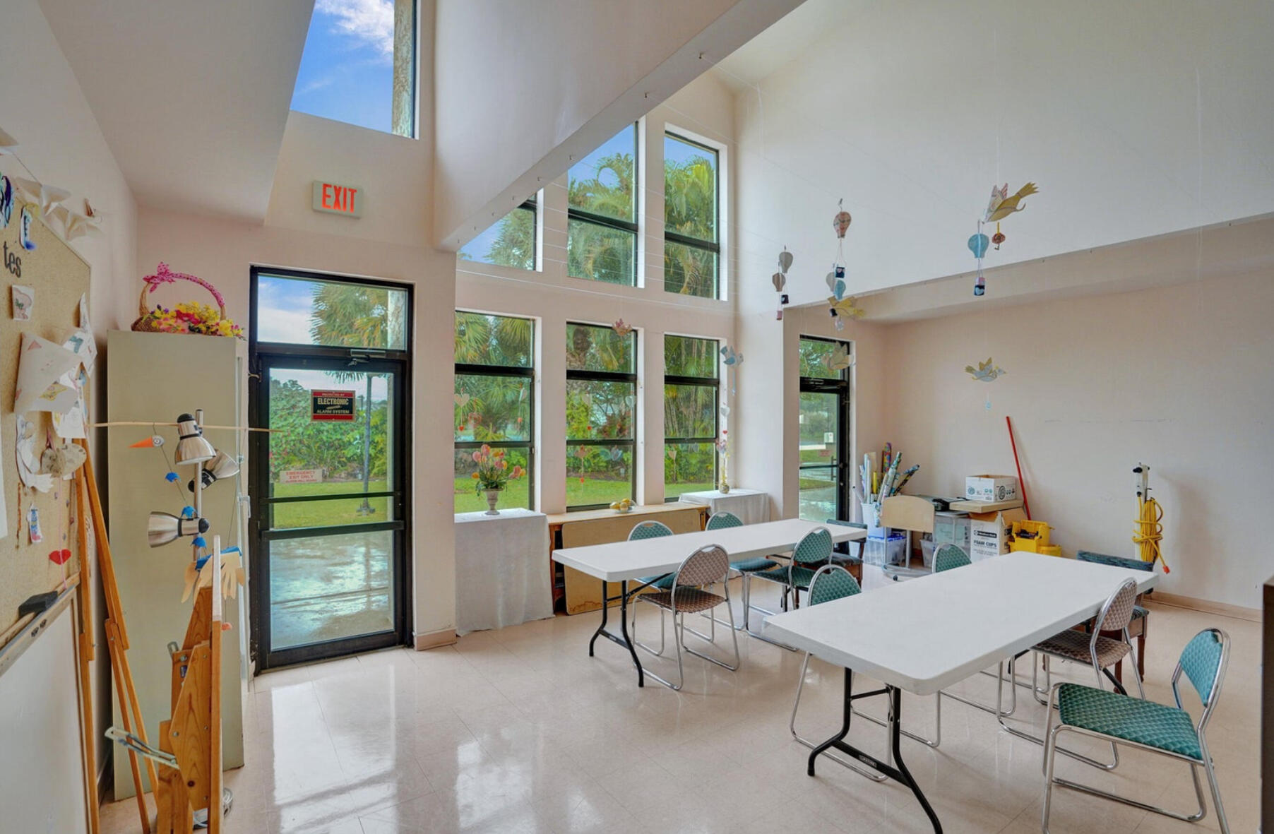 APPLEWOOD VILLAGE II-F CONDO - Residential