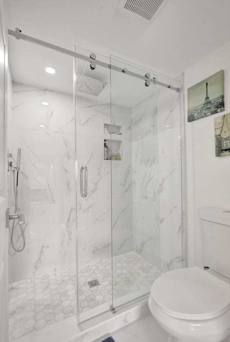 APPLEWOOD VILLAGE II-F CONDO - Residential