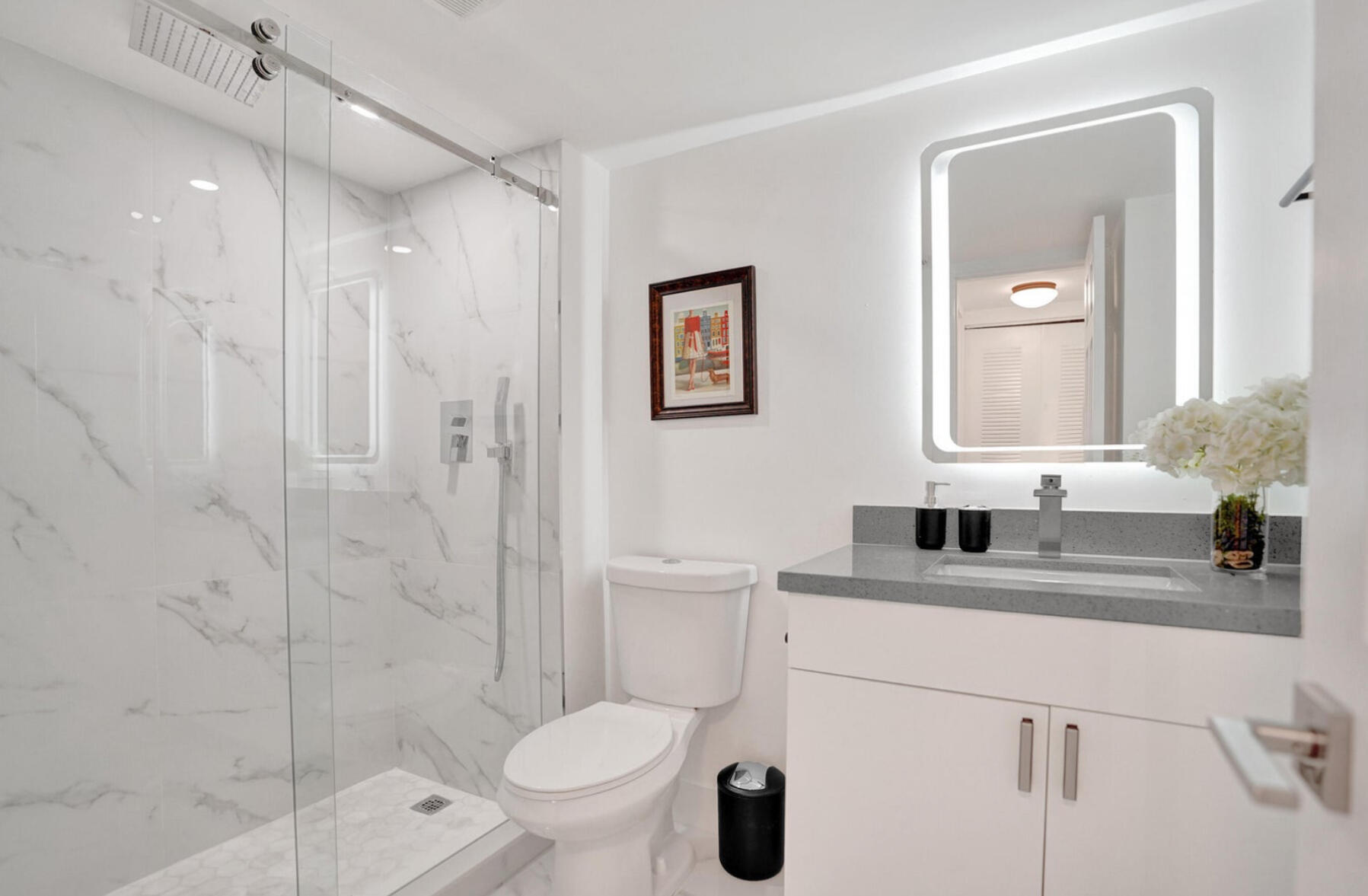 APPLEWOOD VILLAGE II-F CONDO - Residential