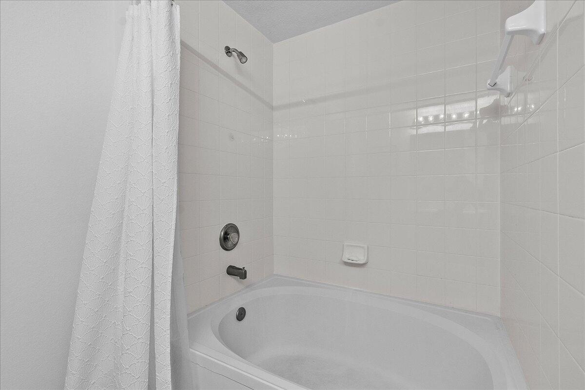 SAN MATERA THE GARDENS CONDO - Residential