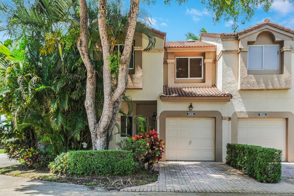 Photo of 6846 Via Regina, Boca Raton, FL 33433 (MLS # R11094816)