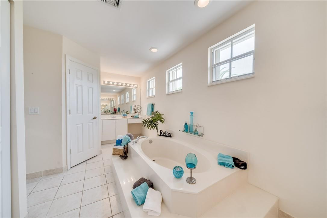 PEMBROKE FALLS PH 6 - Residential