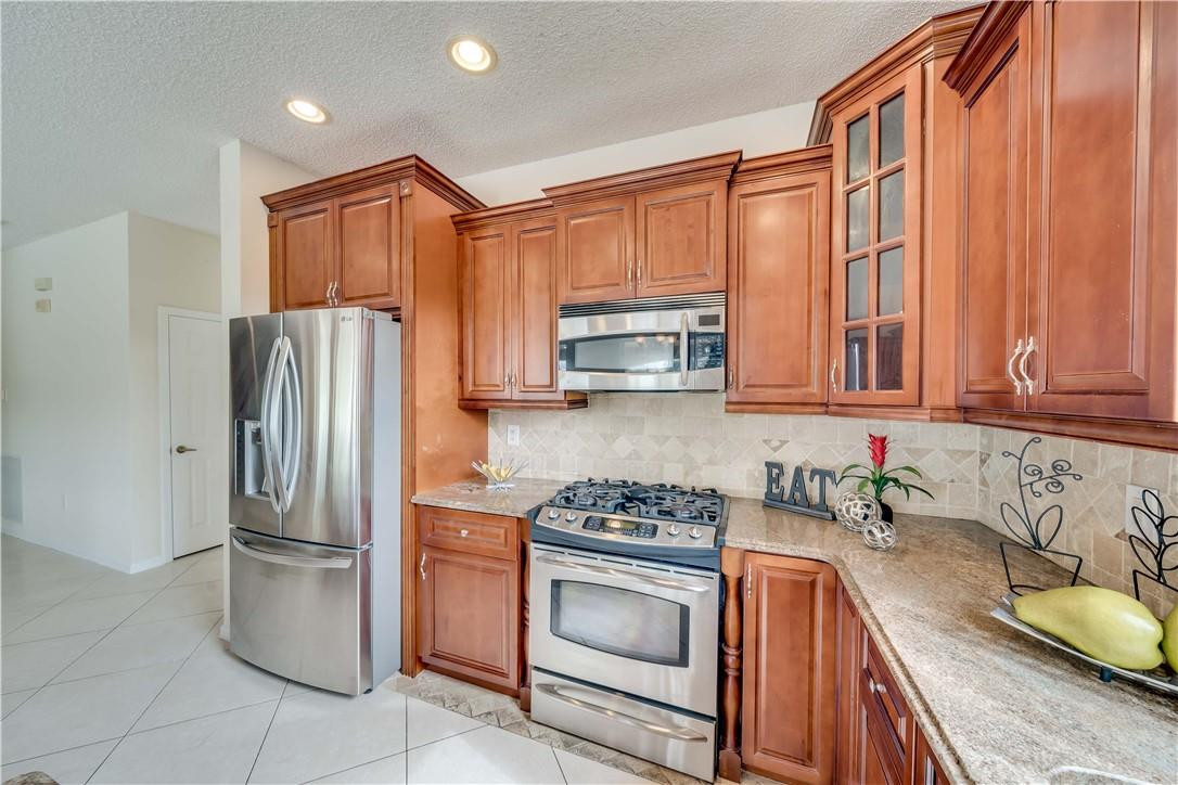 PEMBROKE FALLS PH 6 - Residential