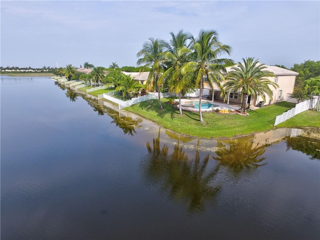 PEMBROKE FALLS PH 6 - Residential