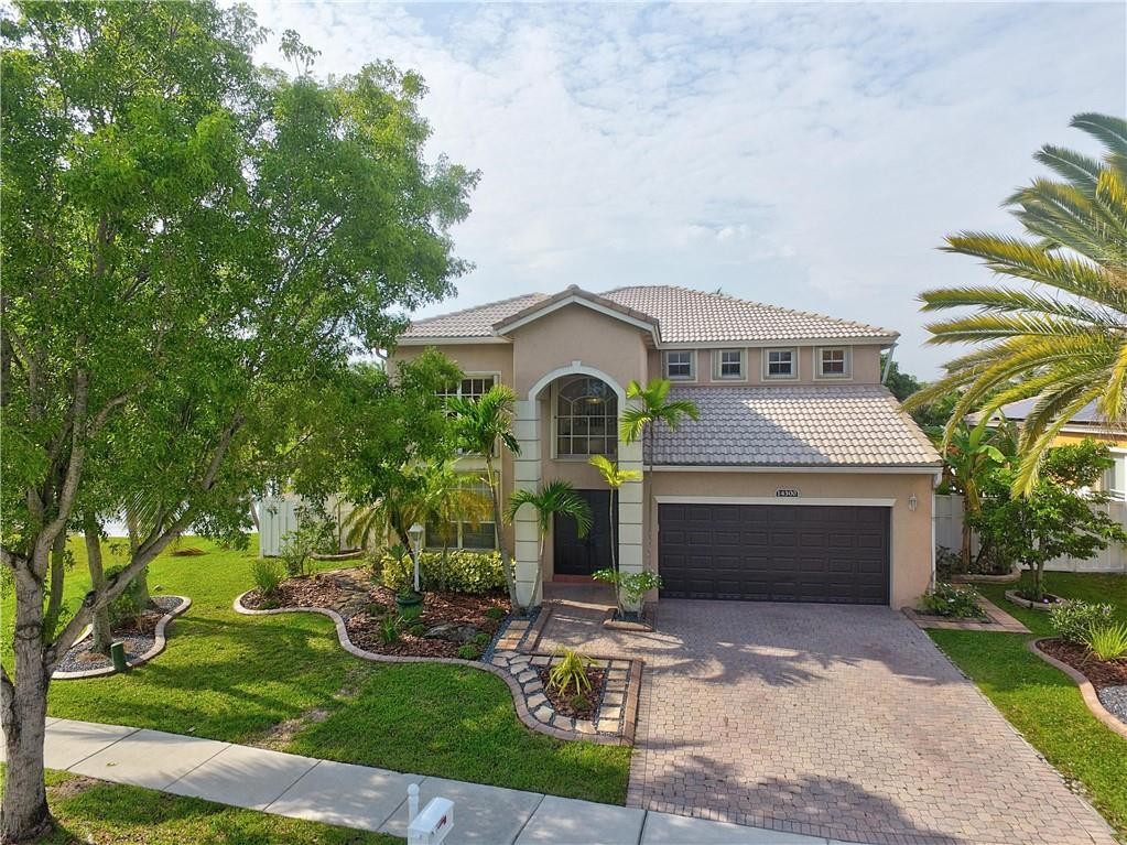 PEMBROKE FALLS PH 6 - Residential