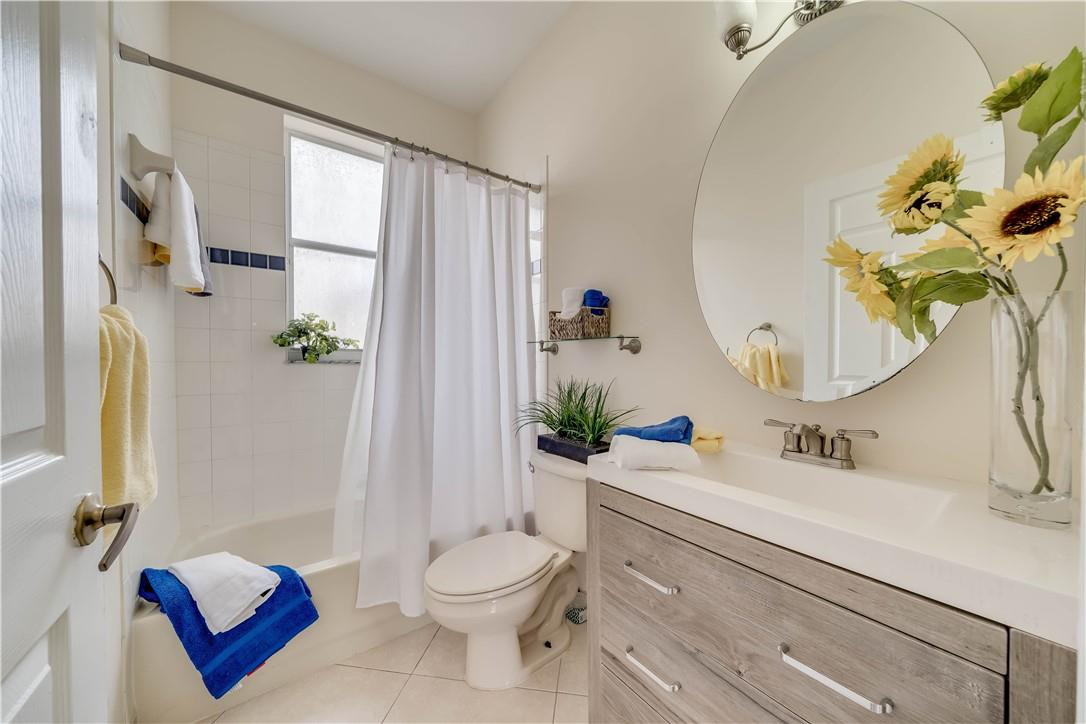 PEMBROKE FALLS PH 6 - Residential