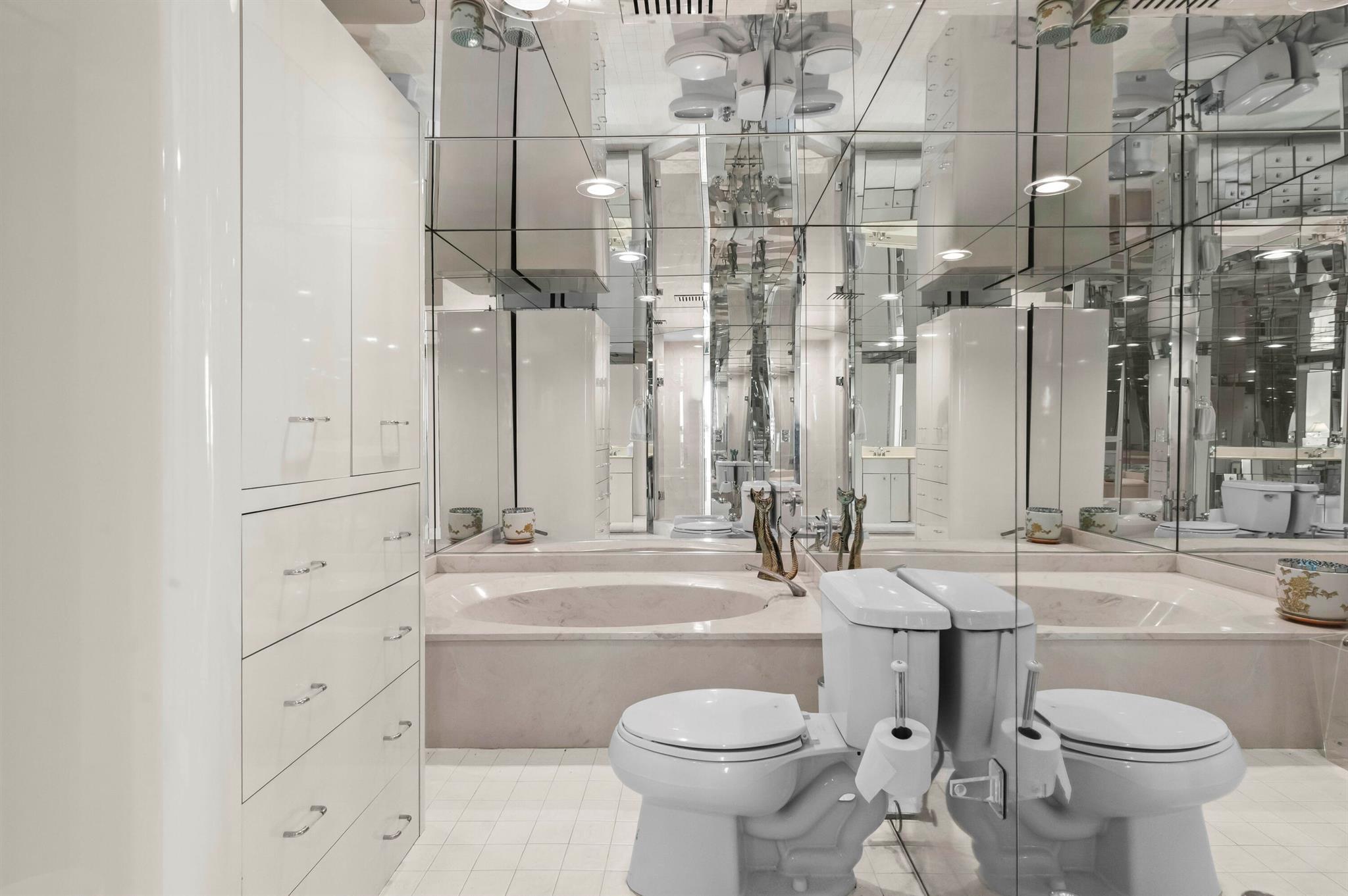 CONSULATE CONDO - Residential