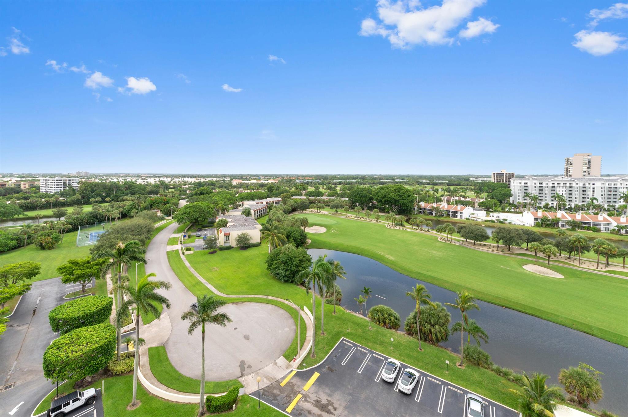 CONSULATE CONDO - Residential