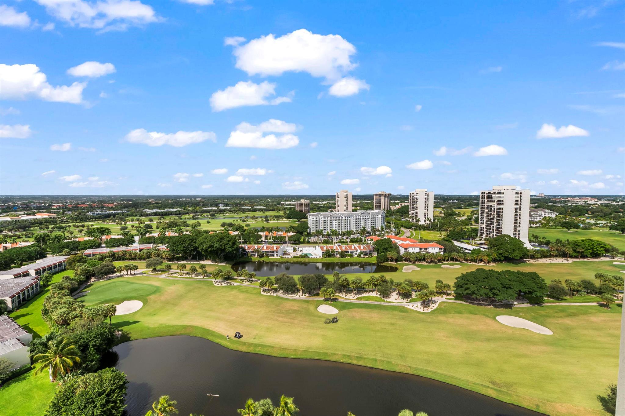 CONSULATE CONDO - Residential