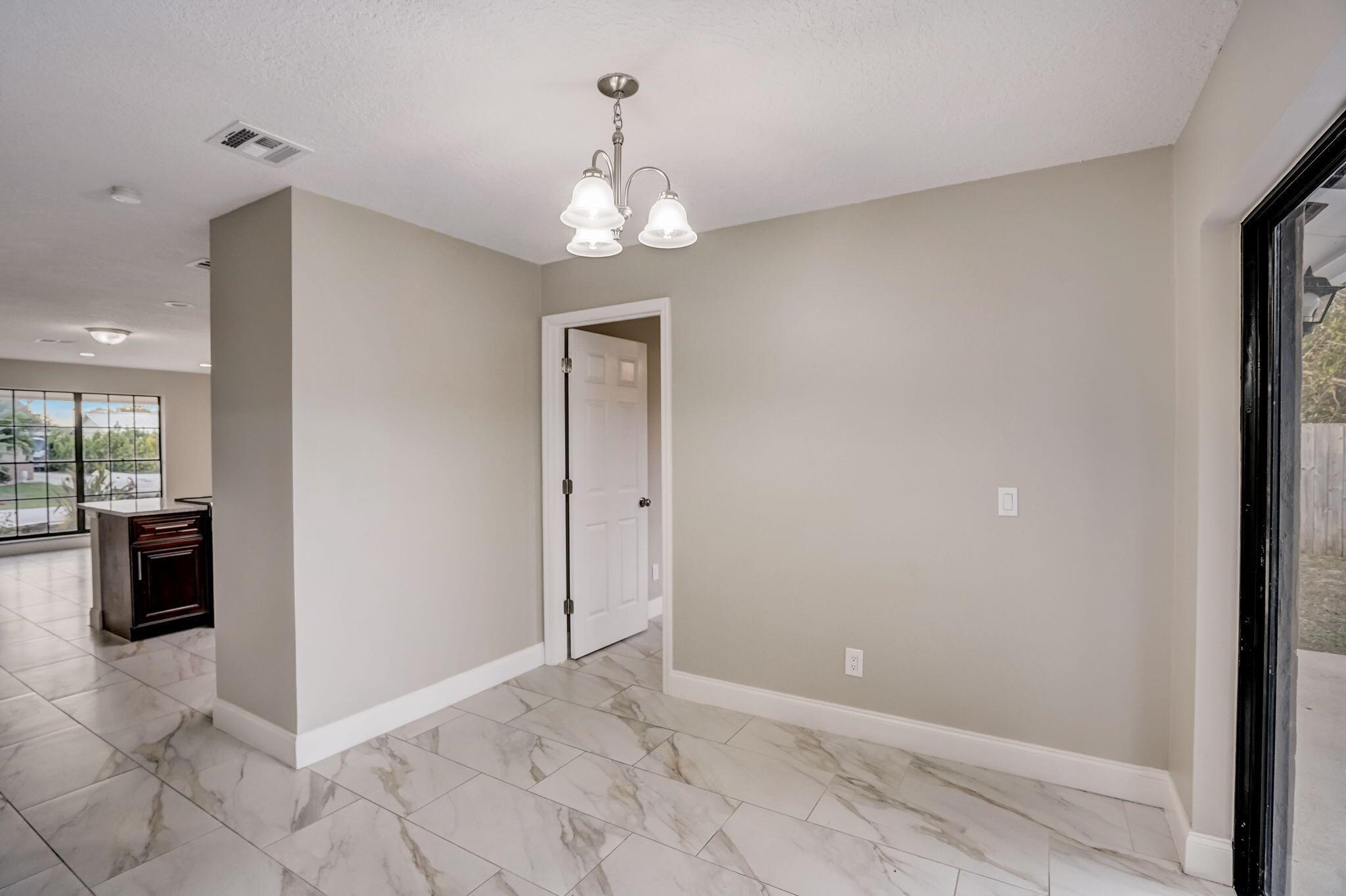 FISHERMANS COVE - Residential